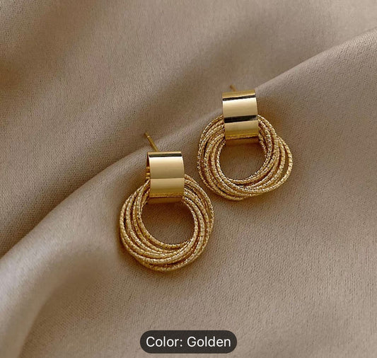 Gorgeous Retro Metallic Gold Circle Earrings